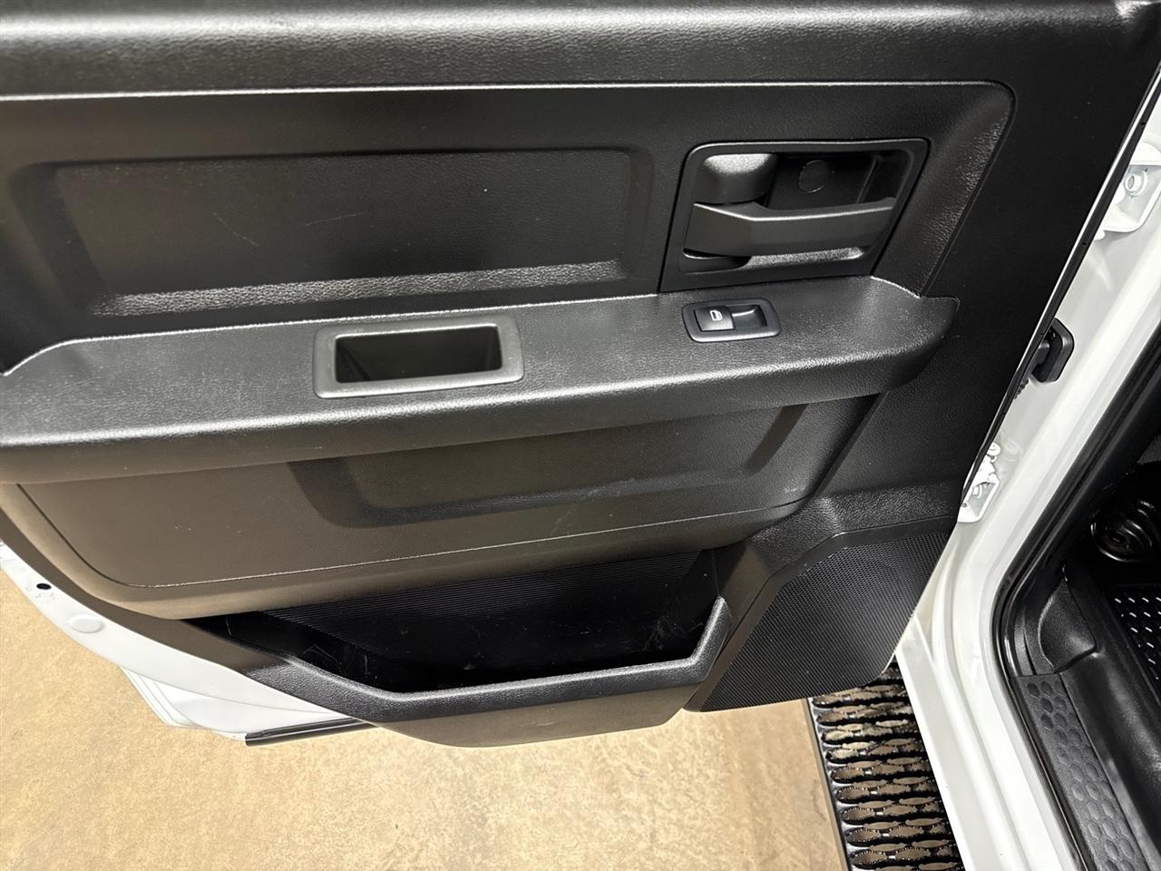 RAM 2500 Tradesman Crew Cab LWB 4WD 2022