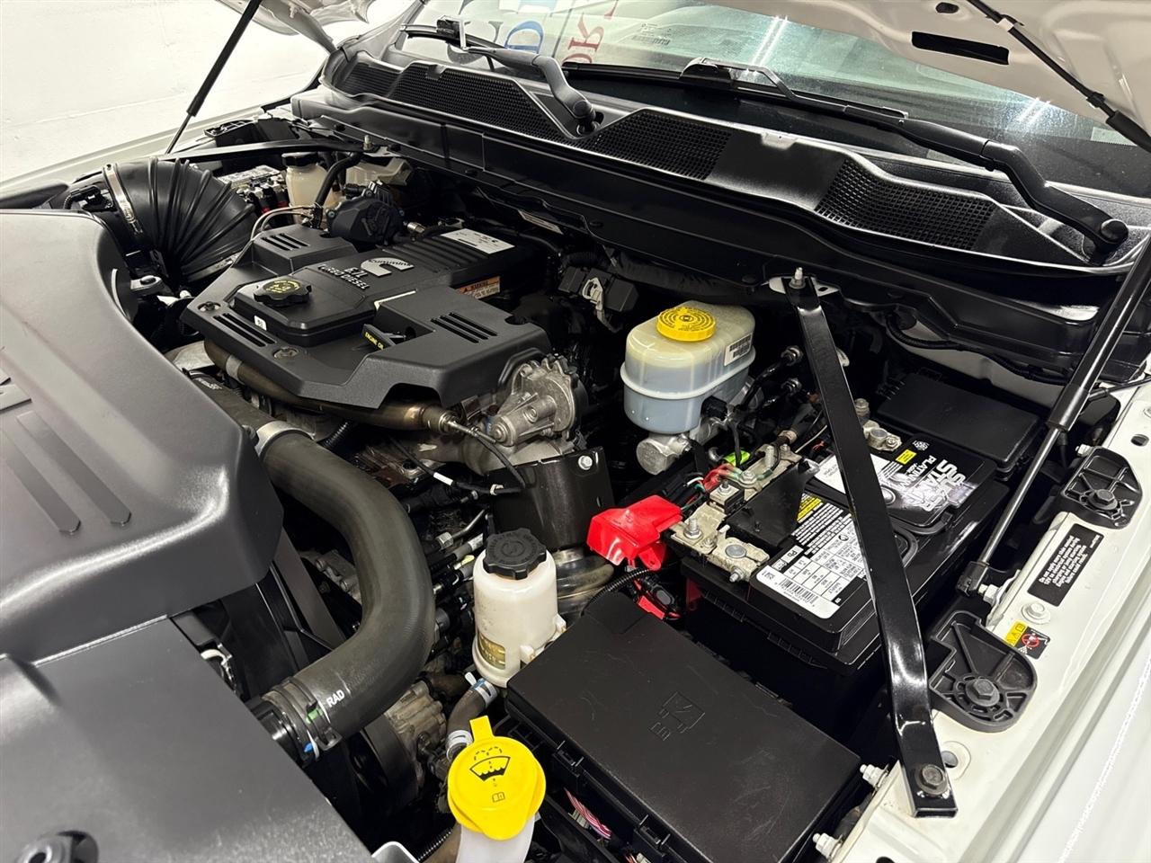 RAM 2500 Tradesman Crew Cab LWB 4WD 2022