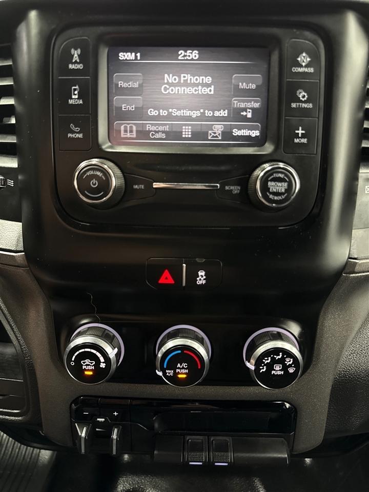 RAM 2500 Tradesman Crew Cab LWB 4WD 2022