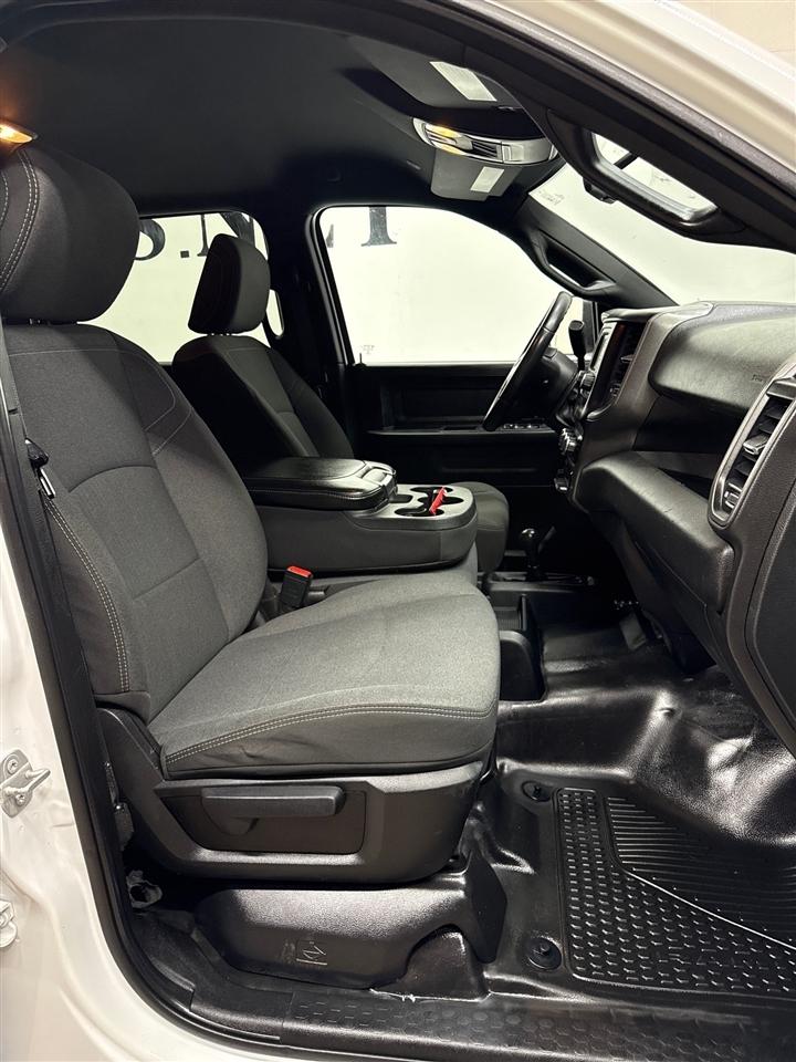 RAM 2500 Tradesman Crew Cab LWB 4WD 2022