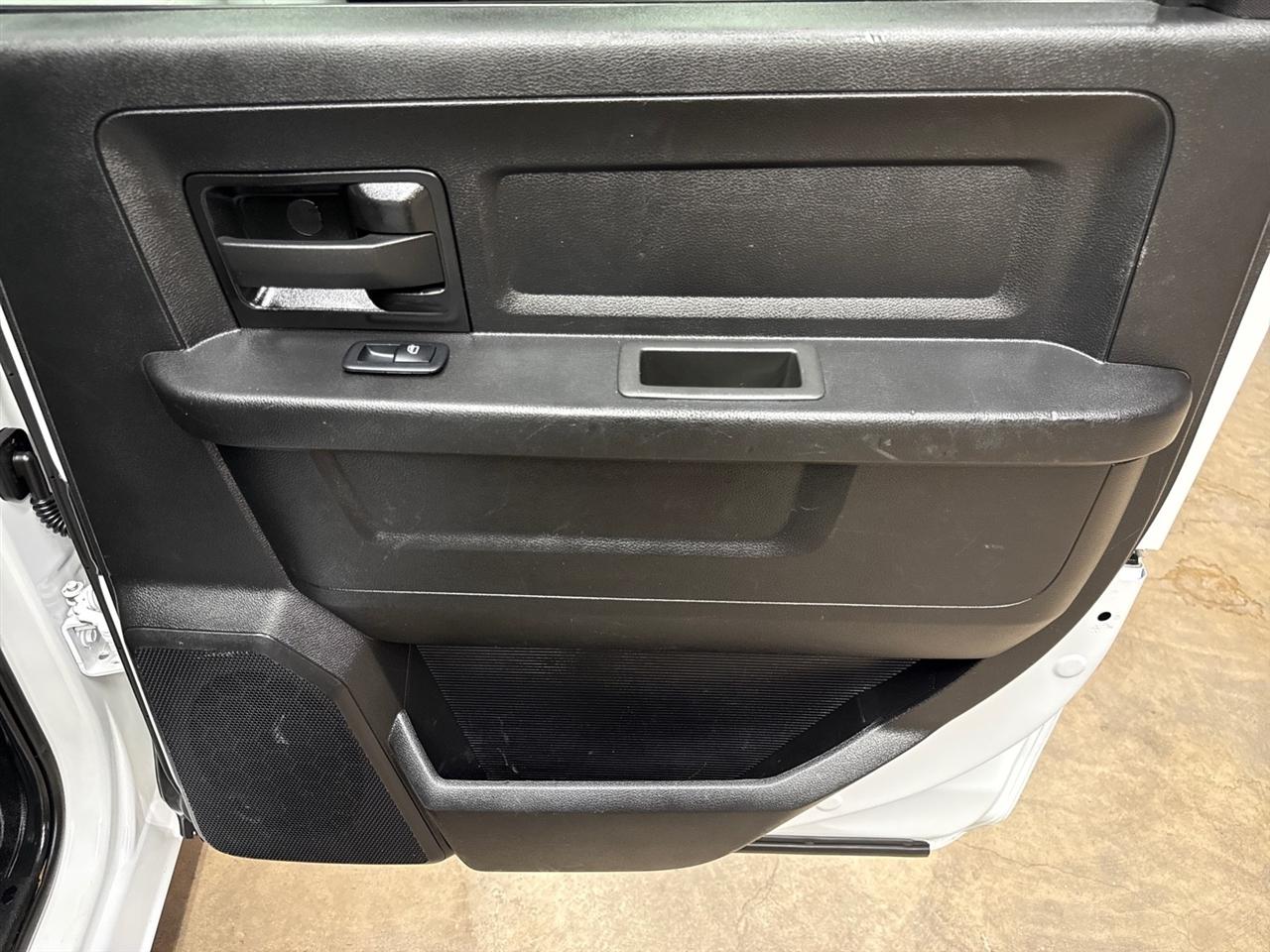 RAM 2500 Tradesman Crew Cab LWB 4WD 2022