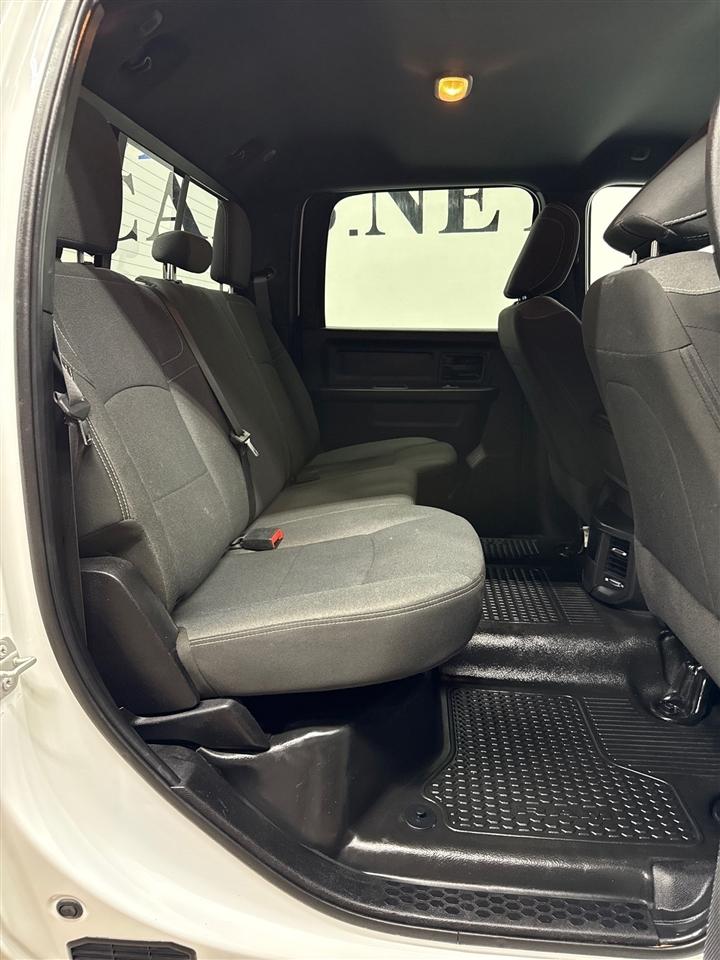 RAM 2500 Tradesman Crew Cab LWB 4WD 2022