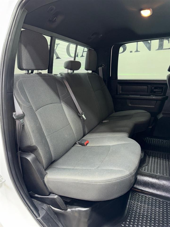 RAM 2500 Tradesman Crew Cab LWB 4WD 2022