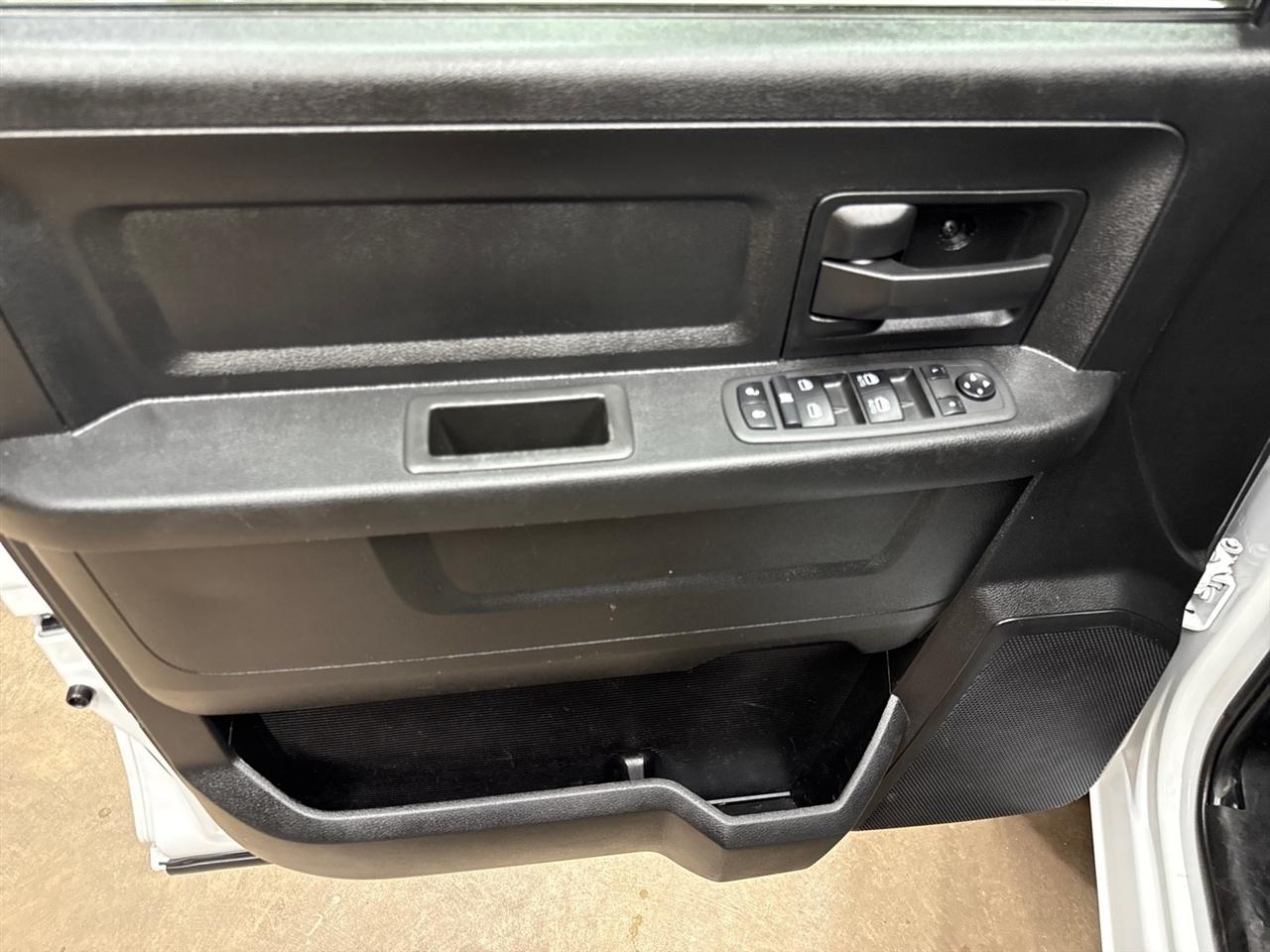 RAM 2500 Tradesman Crew Cab LWB 4WD 2022