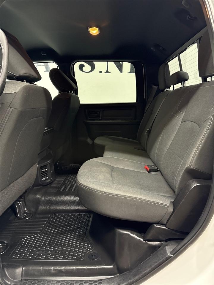 RAM 2500 Tradesman Crew Cab LWB 4WD 2022