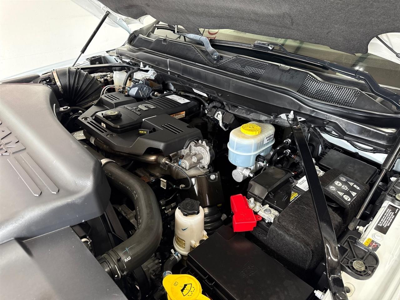RAM 2500 Tradesman Crew Cab LWB 4WD 2022