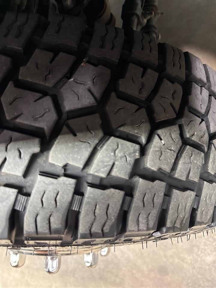 Ford F-350 SD XL Crew Cab Long Bed DRW 4WD 2024