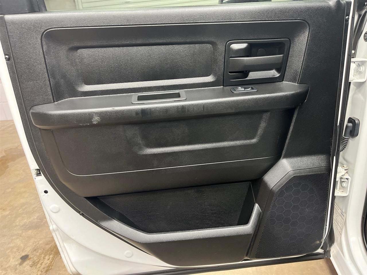 RAM 3500 Crew Cab 4WD DRW 2022