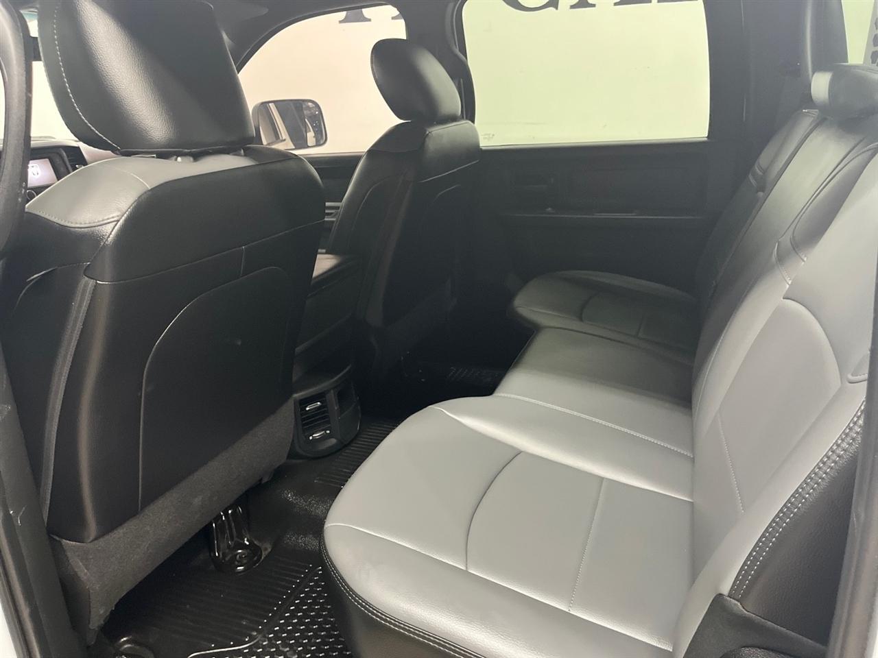 RAM 3500 Crew Cab 4WD DRW 2022