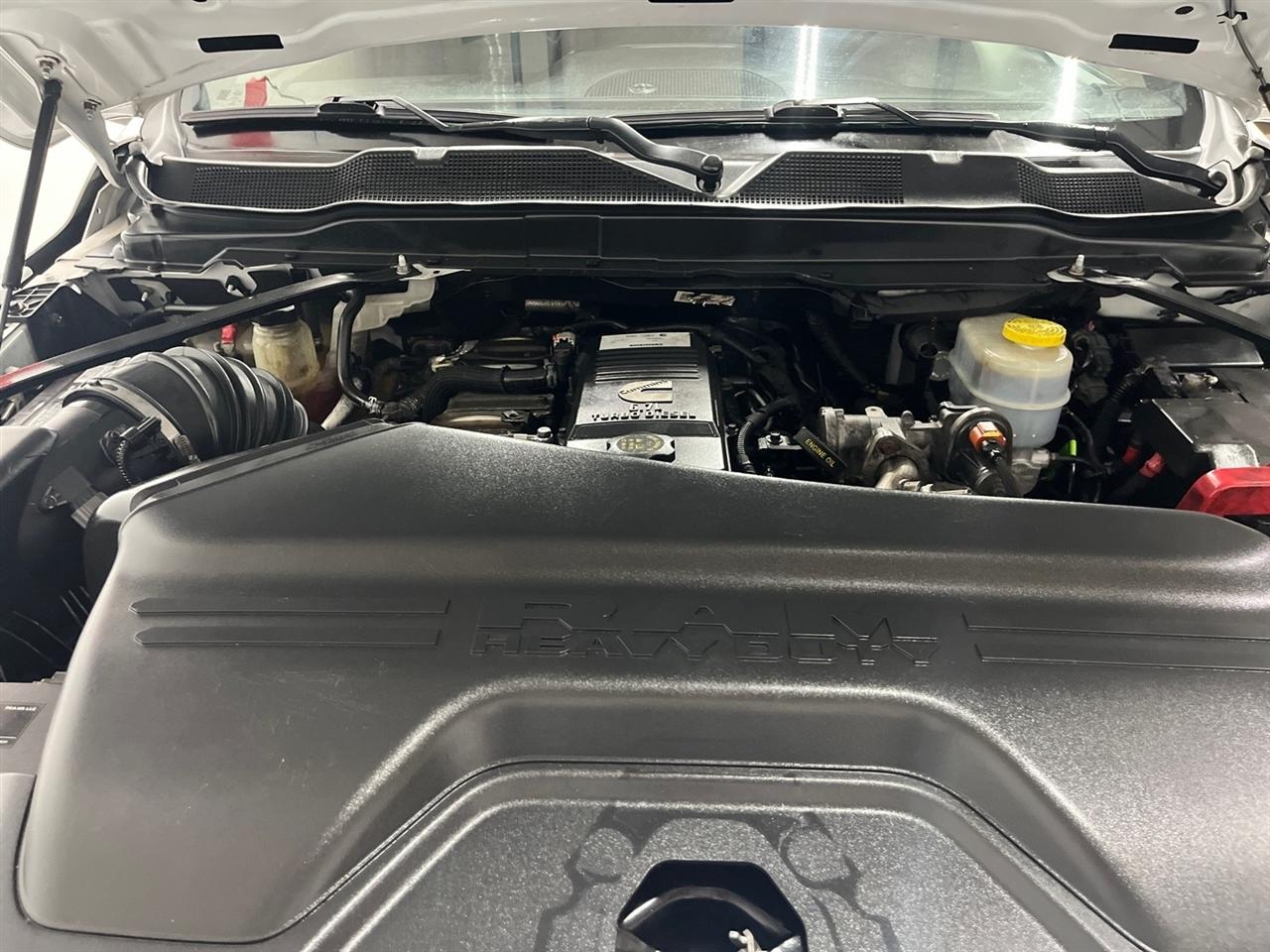 RAM 3500 Crew Cab 4WD DRW 2022