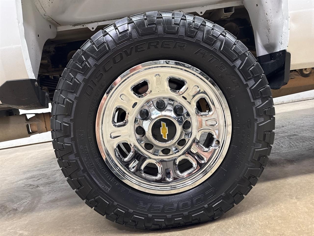 Chevrolet Silverado 2500HD Work Truck Crew Cab Long Box 4WD 2019