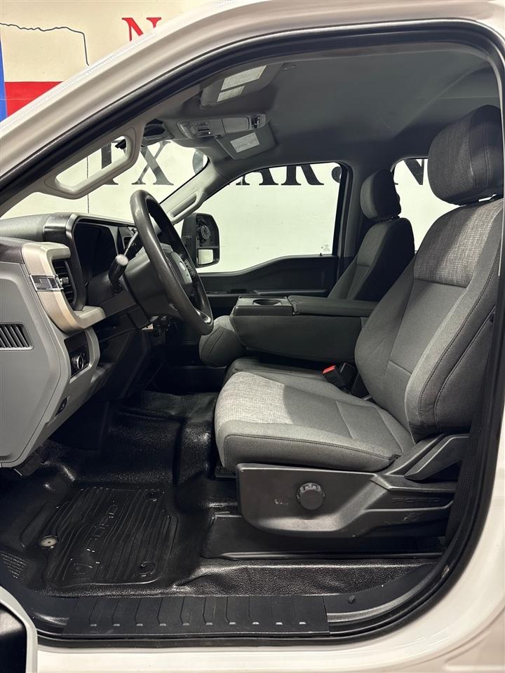 Ford F-350 SD Platinum Crew Cab Long Box 4WD DRW 2024
