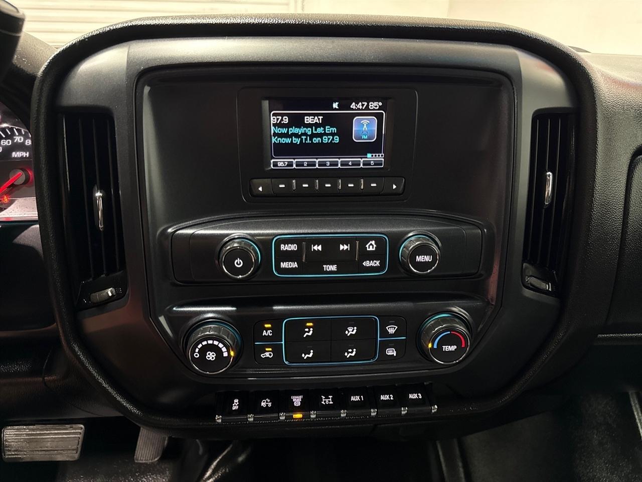 Chevrolet Silverado Medium Duty  2019