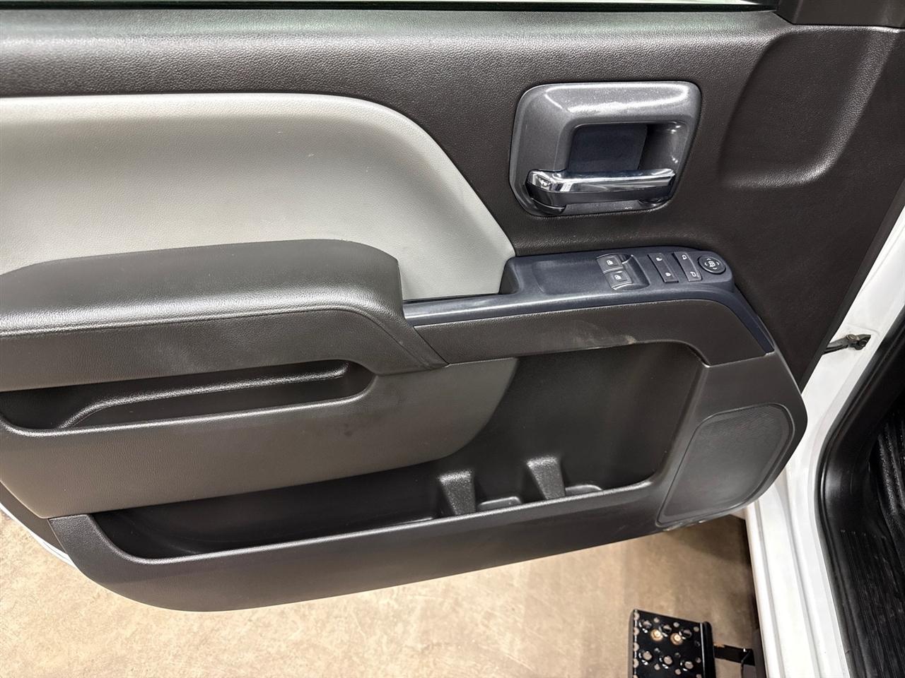 Chevrolet Silverado Medium Duty  2019