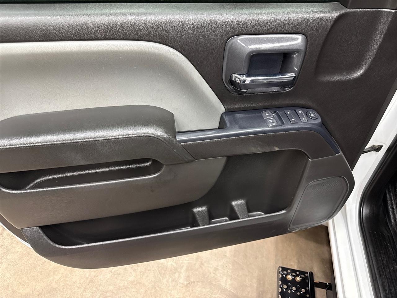 Chevrolet Silverado Medium Duty  2019