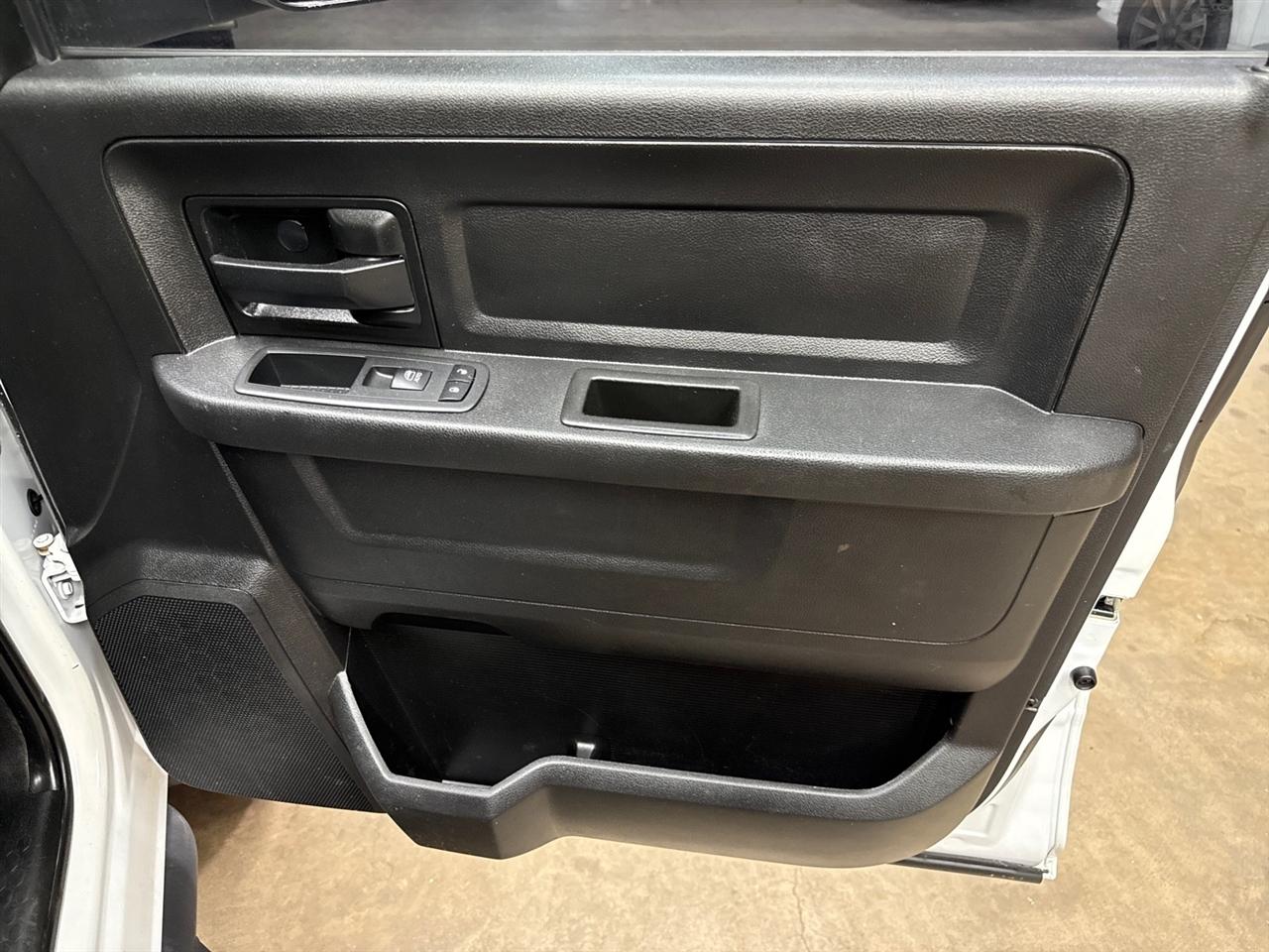 RAM 2500 Tradesman Crew Cab LWB 4WD 2018