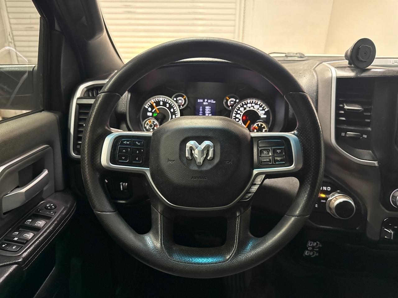 RAM 2500 Tradesman Crew Cab SWB 4WD 2021