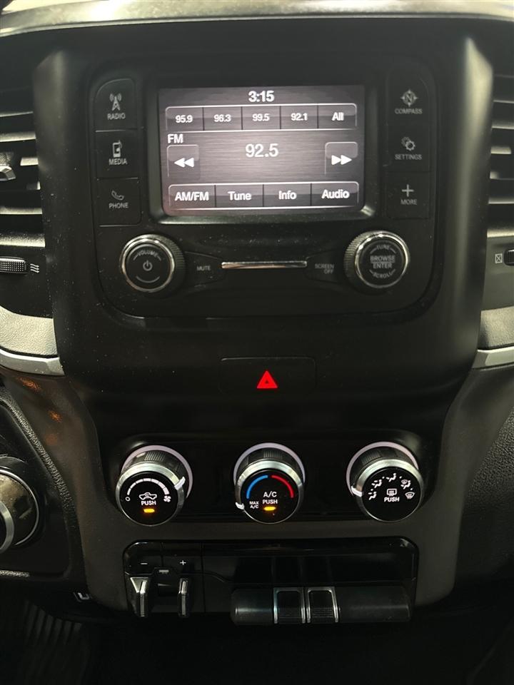 RAM 2500 Tradesman Crew Cab SWB 4WD 2021