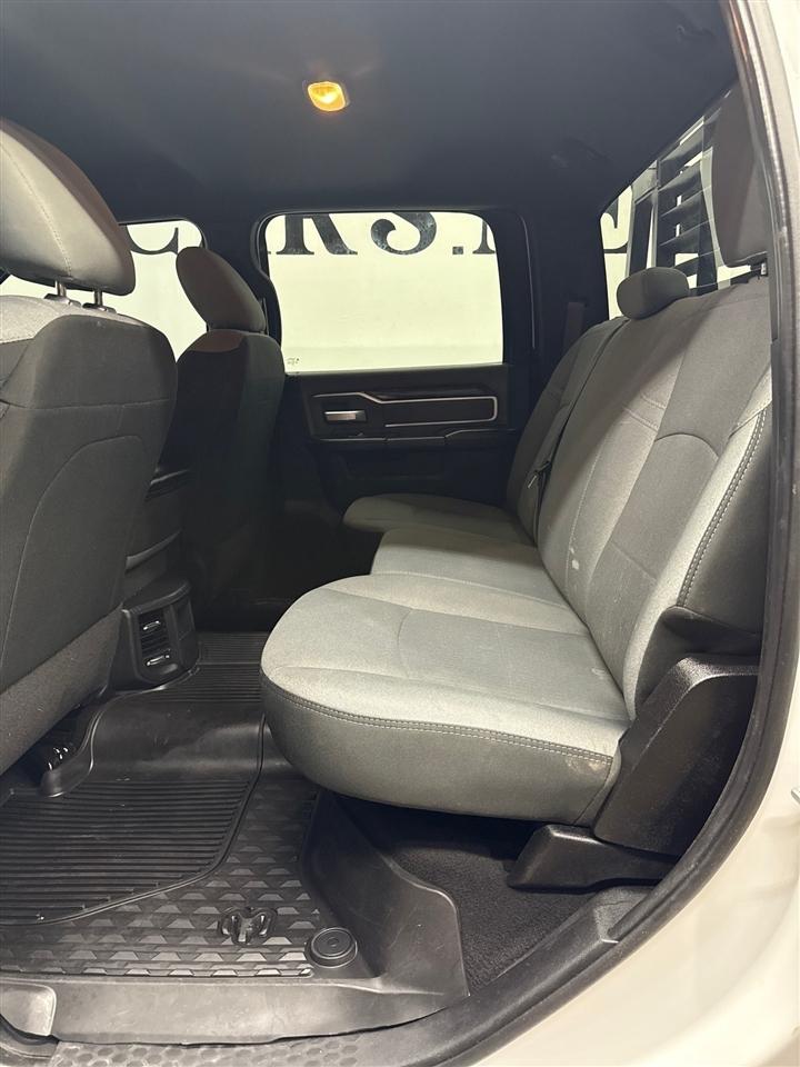 RAM 2500 Tradesman Crew Cab SWB 4WD 2021