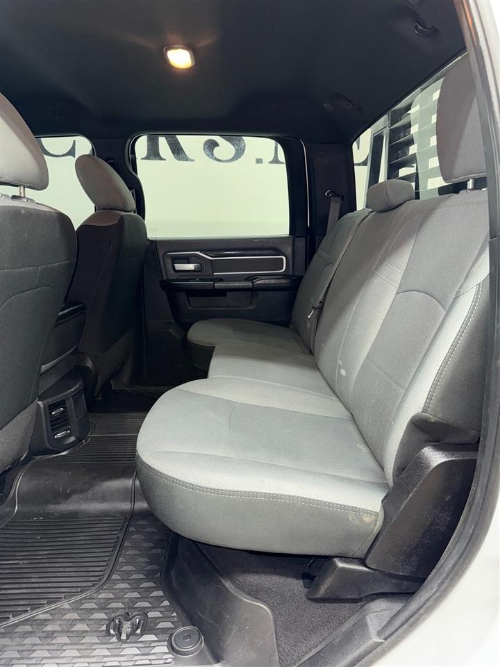 RAM 2500 Tradesman Crew Cab SWB 4WD 2021