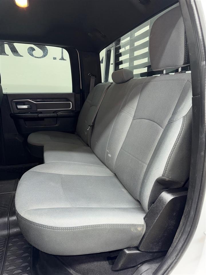 RAM 2500 Tradesman Crew Cab SWB 4WD 2021