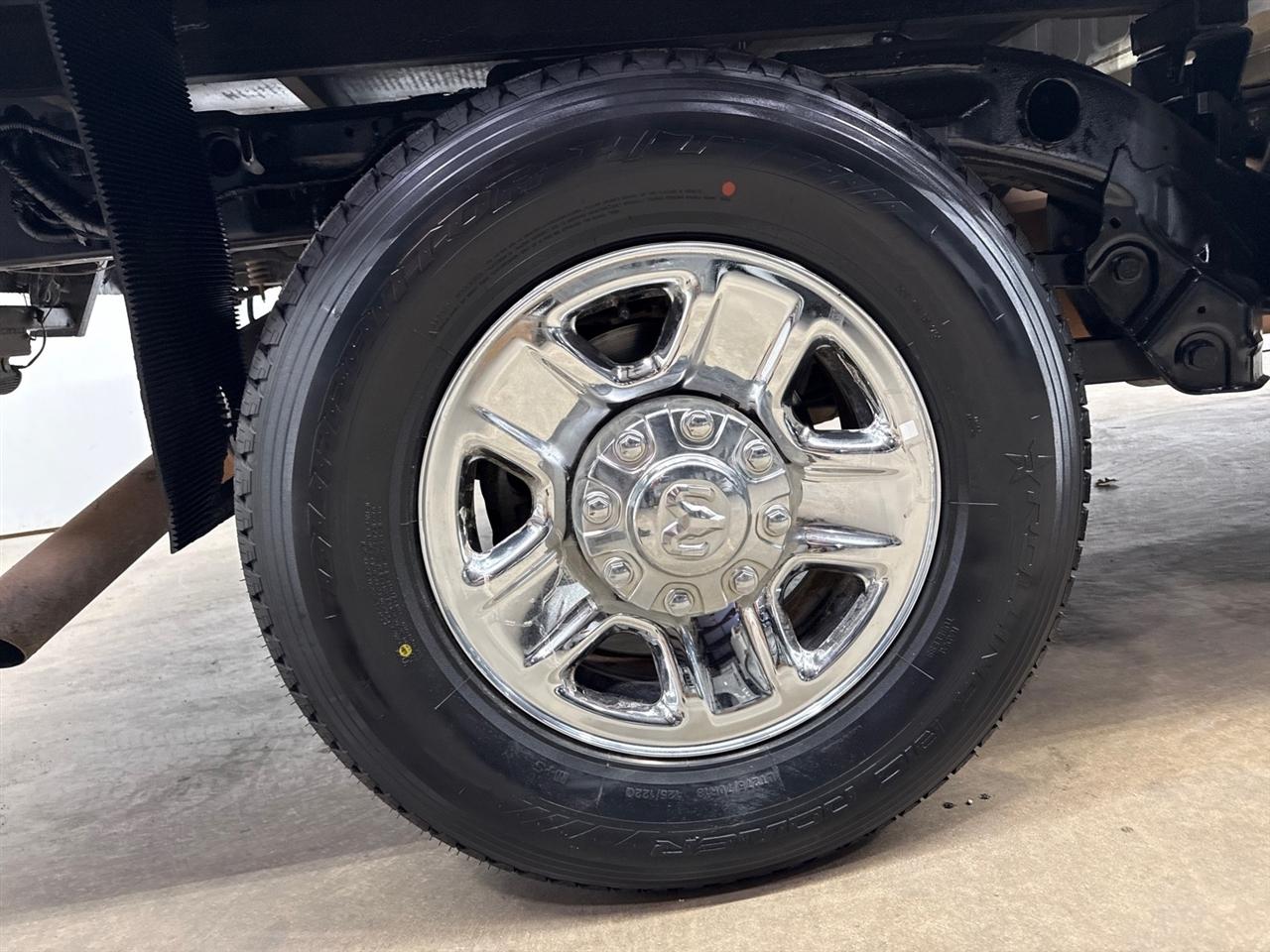 RAM 2500 Tradesman Crew Cab SWB 4WD 2021