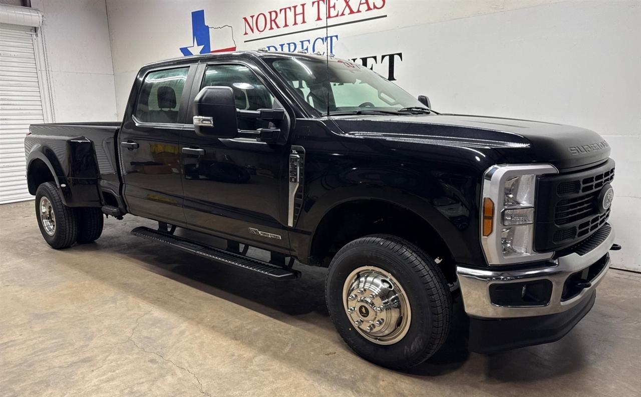 Ford F-350 SD XL Crew Cab Long Bed DRW 4WD 2024