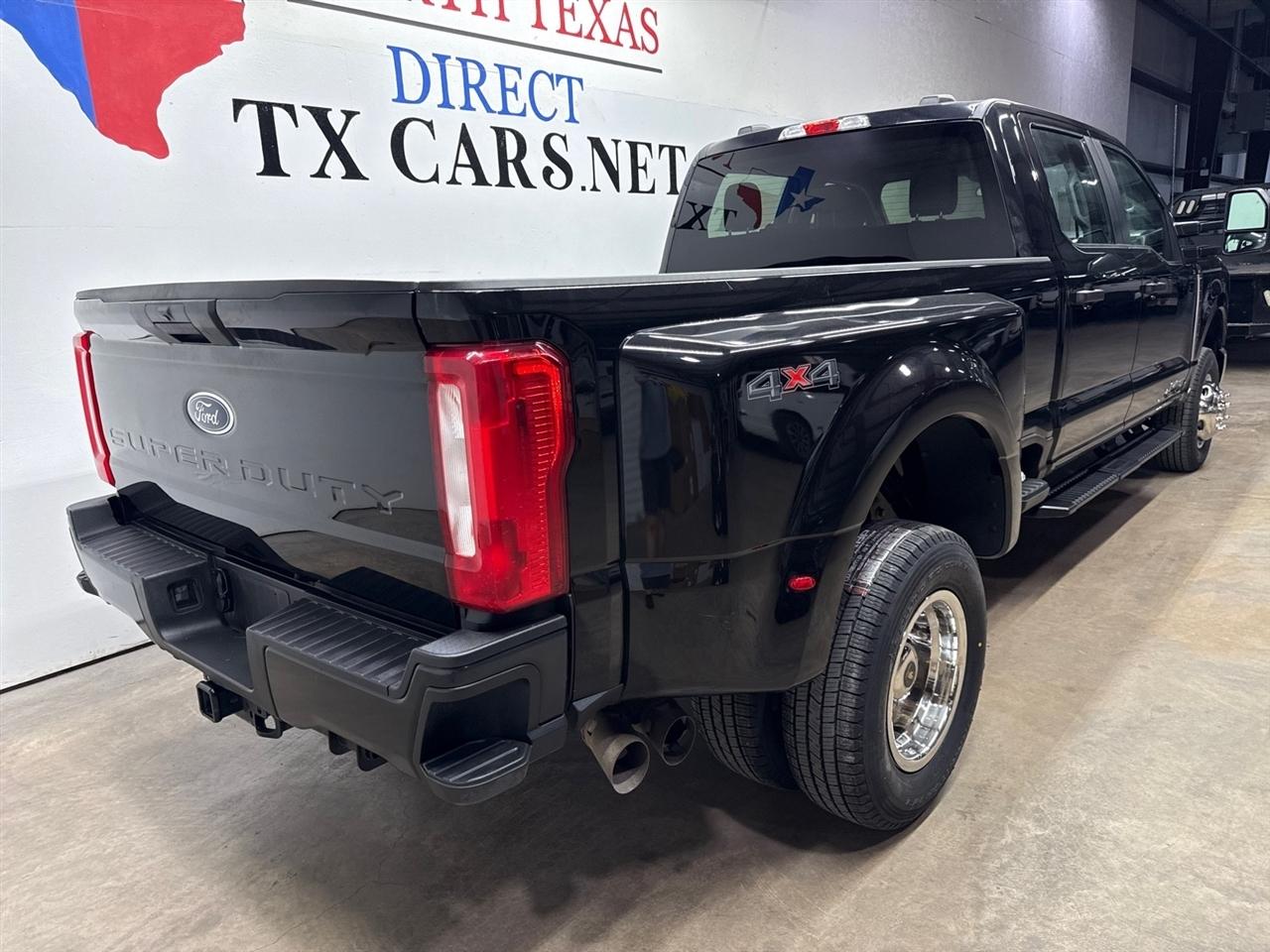 Ford F-350 SD XL Crew Cab Long Bed DRW 4WD 2024