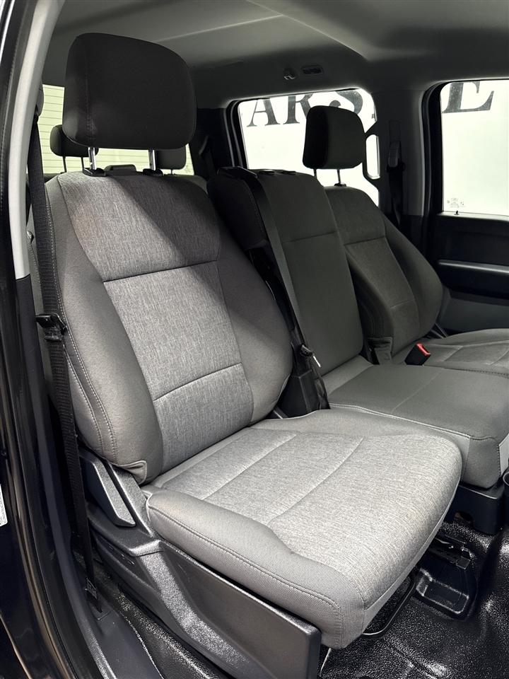 Ford F-350 SD XL Crew Cab Long Bed DRW 4WD 2024