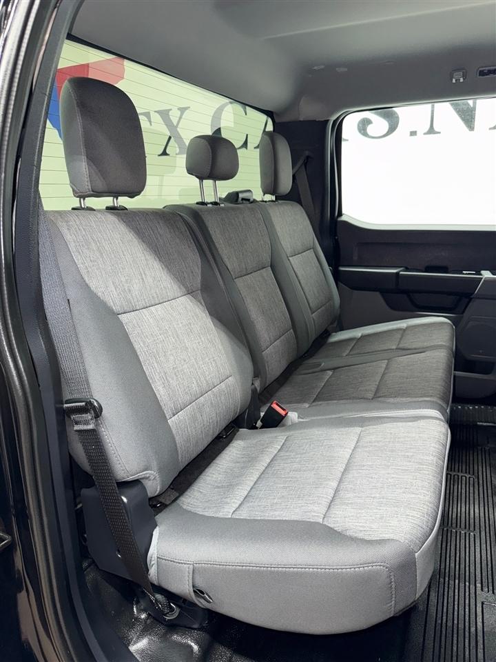 Ford F-350 SD XL Crew Cab Long Bed DRW 4WD 2024