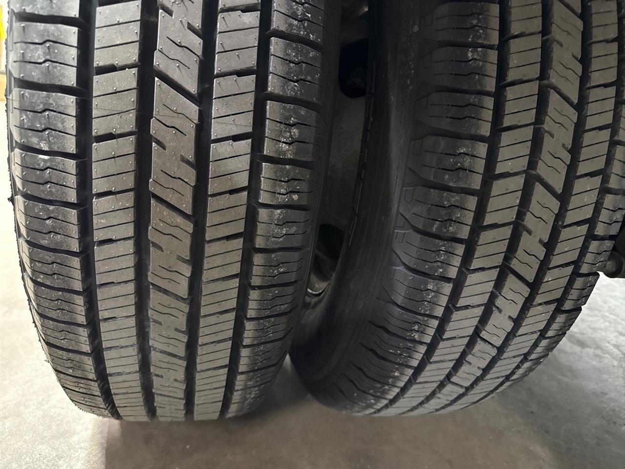 Ford F-350 SD XL Crew Cab Long Bed DRW 4WD 2024