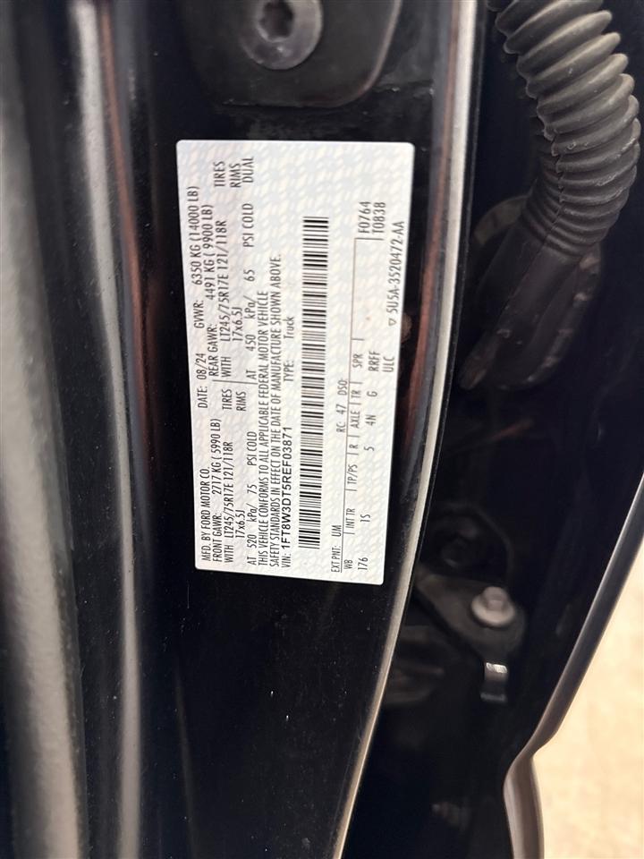 Ford F-350 SD XL Crew Cab Long Bed DRW 4WD 2024