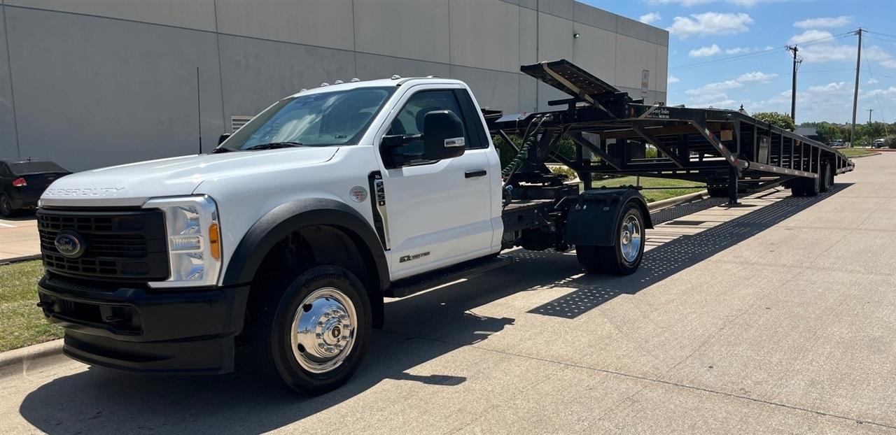 Ford F-450 SD Regular Cab DRW 4WD 2023