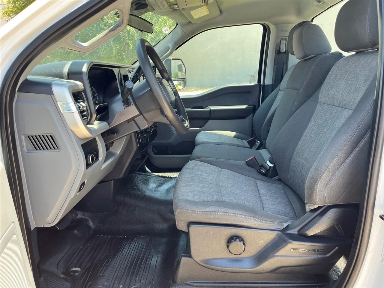 Ford F-450 SD Regular Cab DRW 4WD 2023
