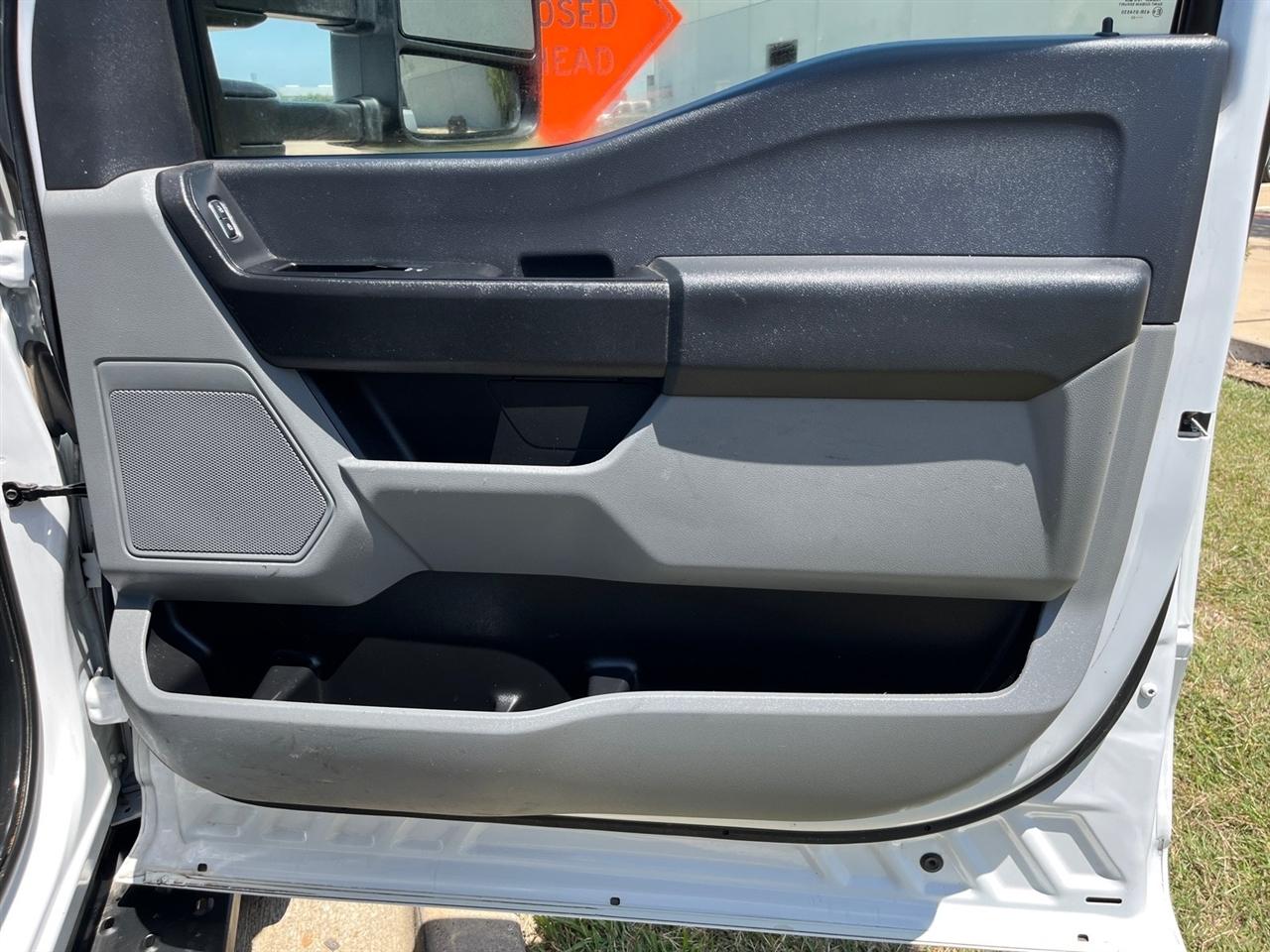 Ford F-450 SD Regular Cab DRW 4WD 2023