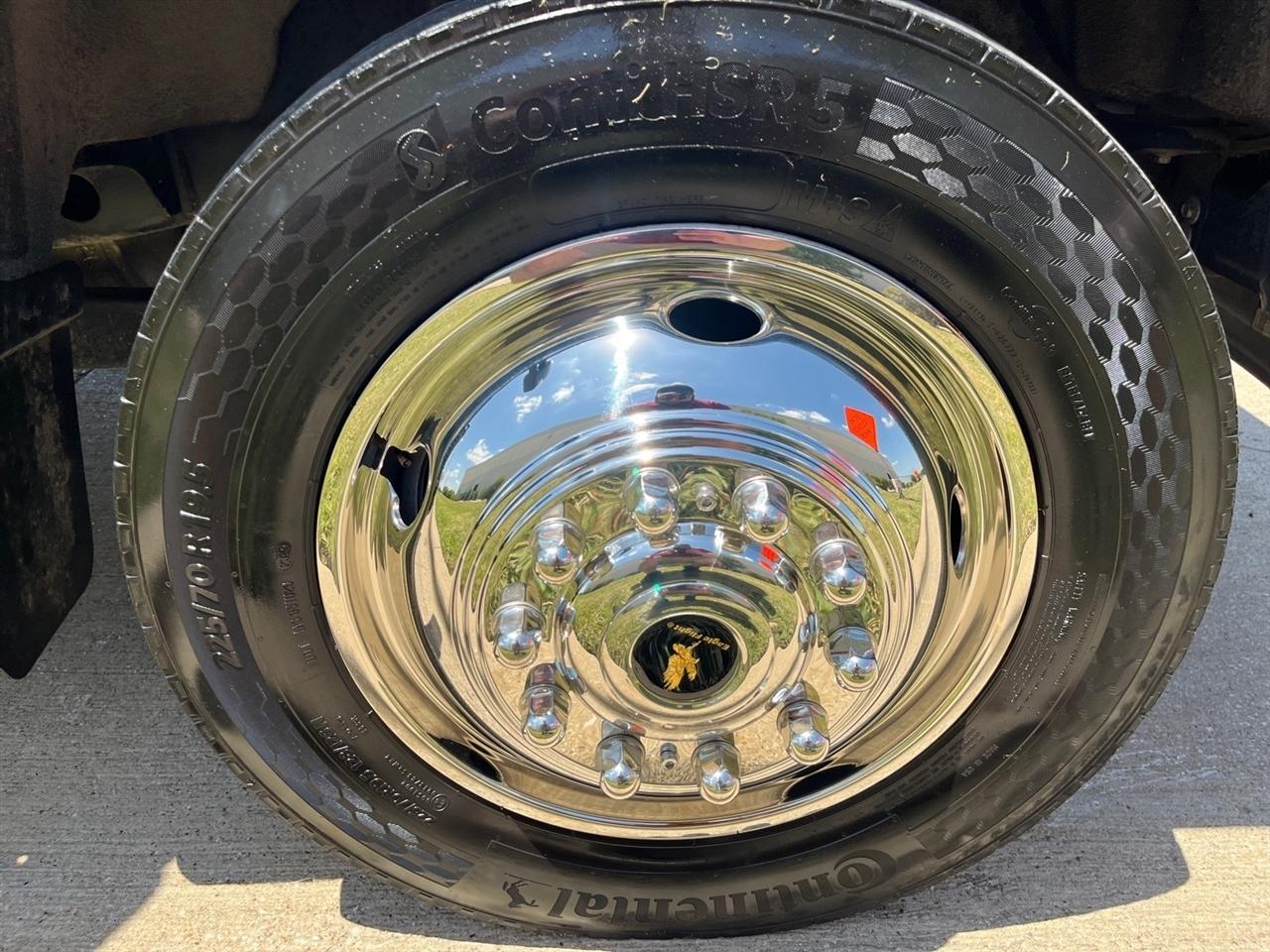 Ford F-450 SD Regular Cab DRW 4WD 2023