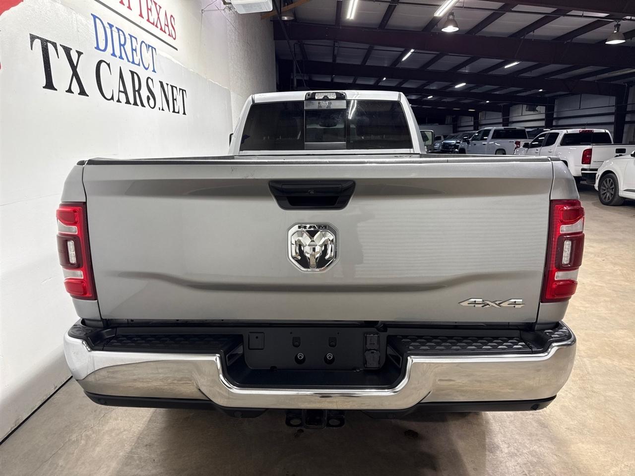 RAM 2500 Tradesman Crew Cab LWB 4WD 2024