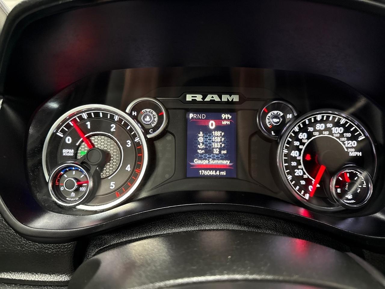 RAM 2500 Tradesman Crew Cab LWB 4WD 2024