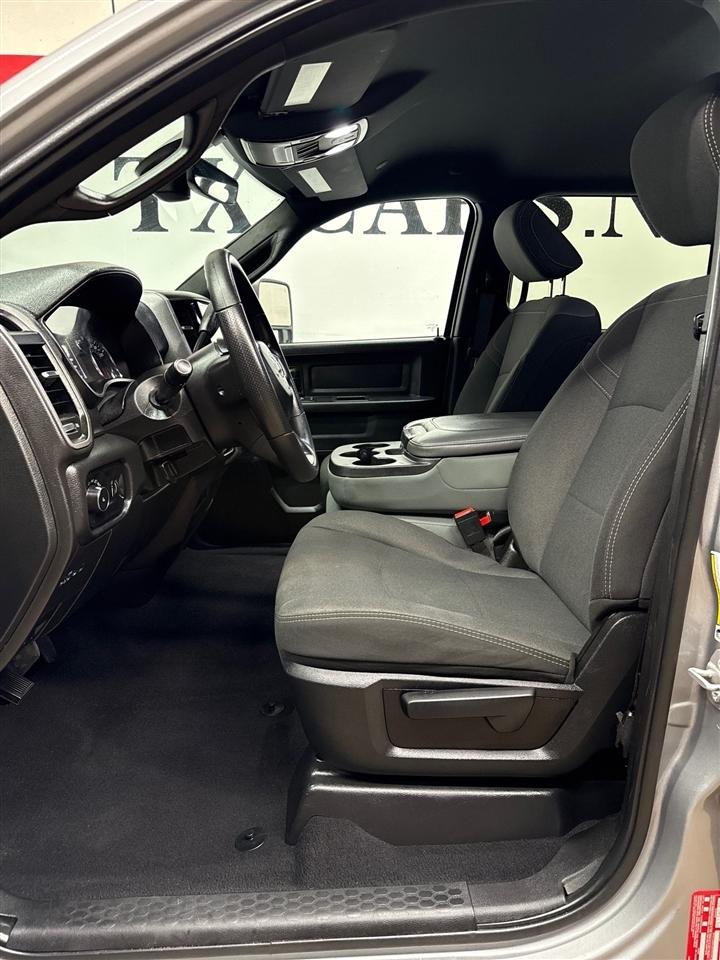 RAM 2500 Tradesman Crew Cab LWB 4WD 2024