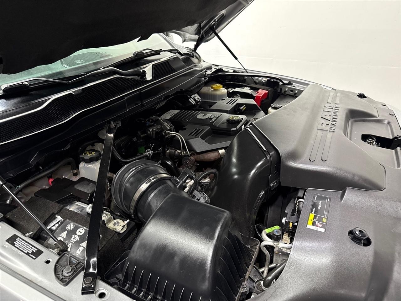 RAM 2500 Tradesman Crew Cab LWB 4WD 2024