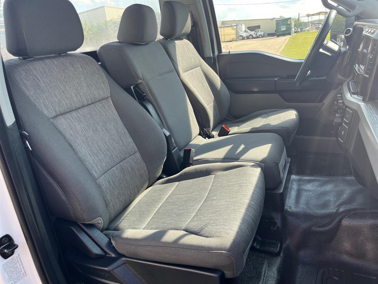 Ford F-450 SD Regular Cab DRW 4WD 2023