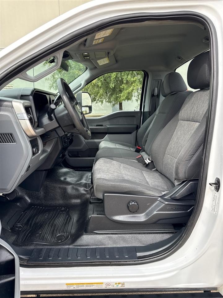Ford F-450 SD Regular Cab DRW 4WD 2023