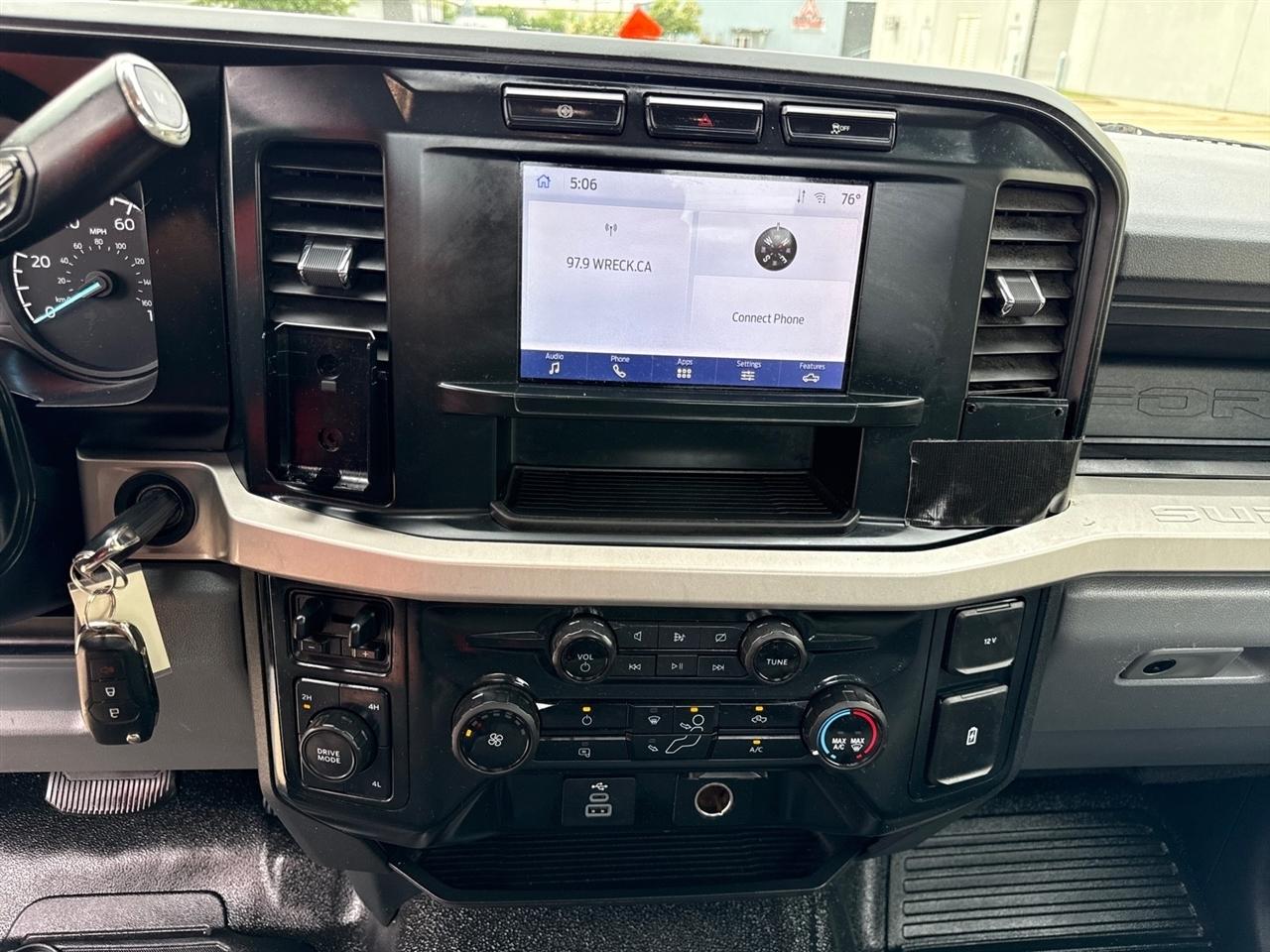 Ford F-450 SD Regular Cab DRW 4WD 2023
