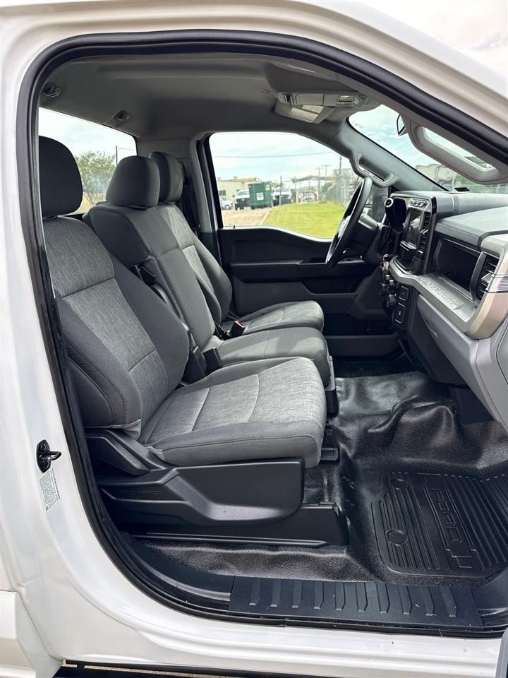 Ford F-450 SD Regular Cab DRW 4WD 2023