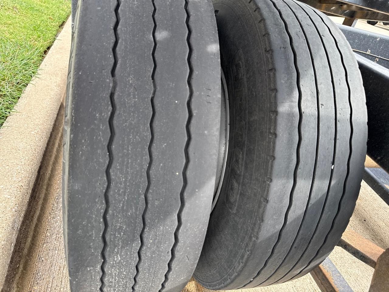 Ford F-450 SD Regular Cab DRW 4WD 2023