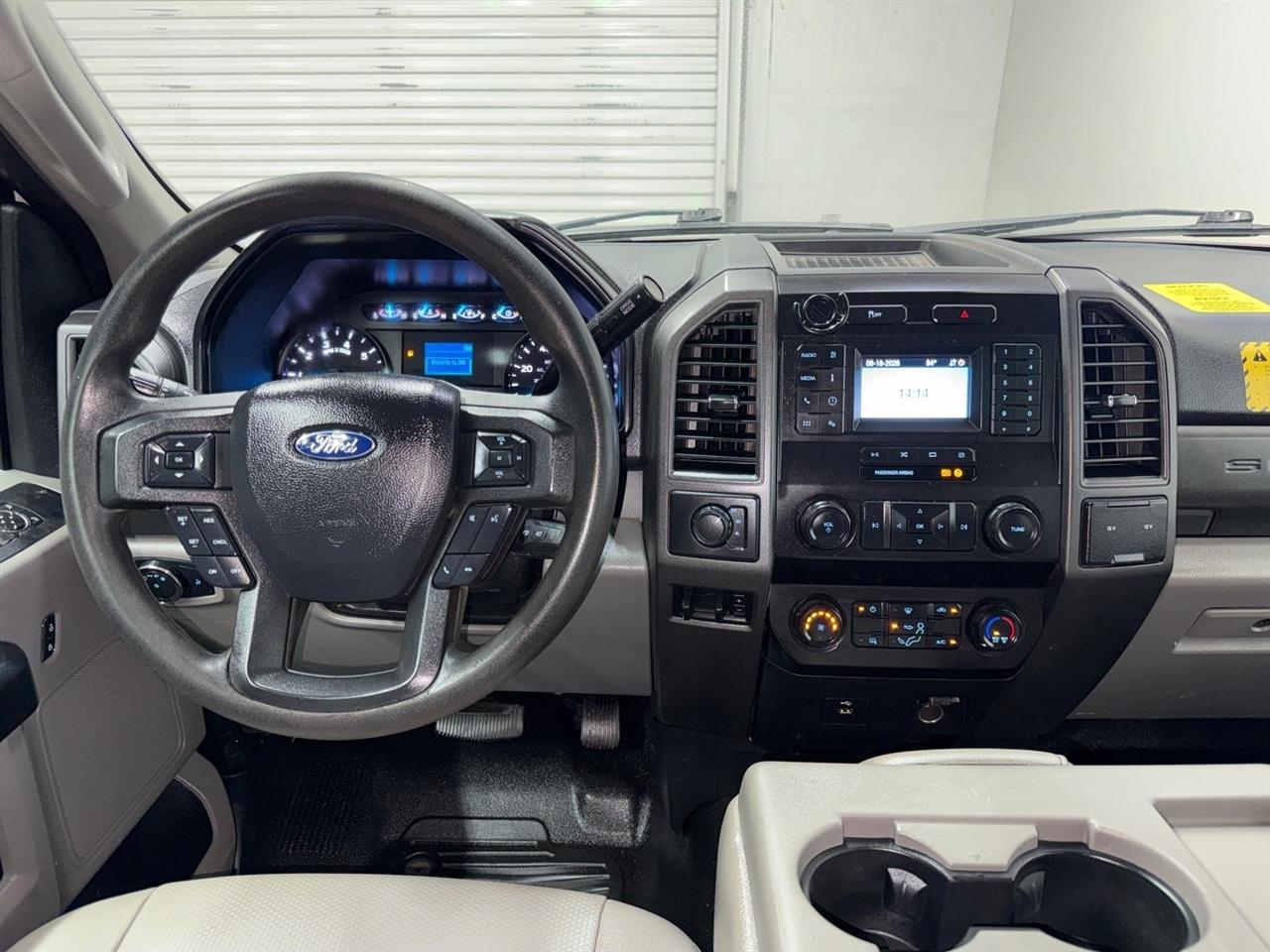 Ford F-350 SD XLT SuperCab Long Bed 4WD DRW 2021