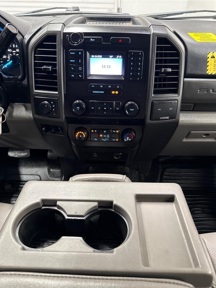 Ford F-350 SD XLT SuperCab Long Bed 4WD DRW 2021