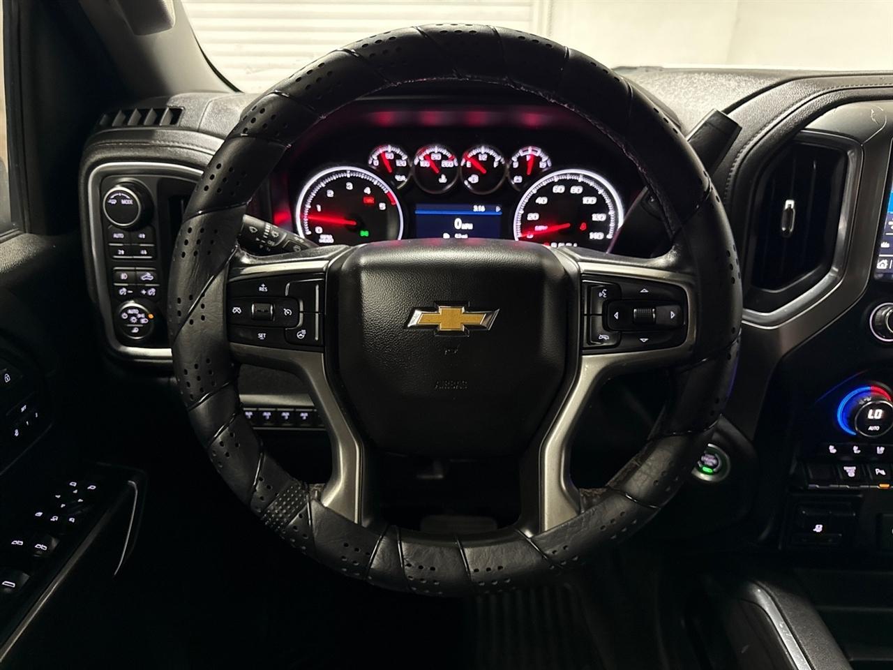 Chevrolet Silverado 2500HD LTZ Crew Cab Short Box 4WD 2021