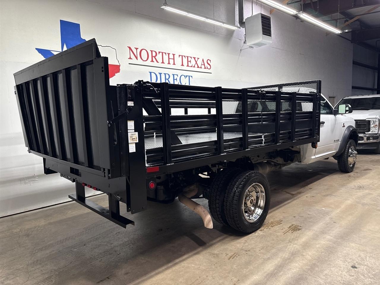 RAM 5500 Regular Cab 4WD DRW 2022