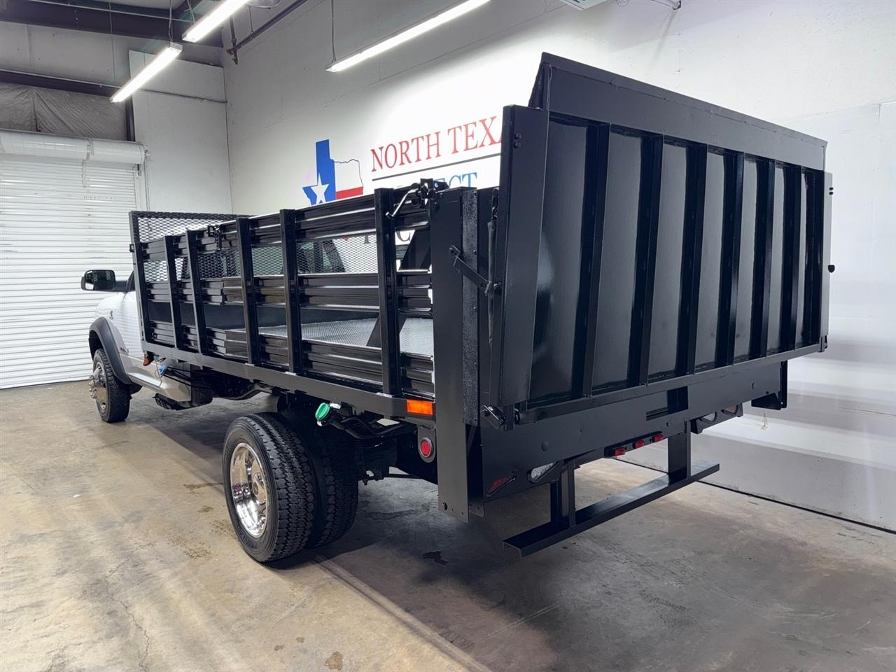 RAM 5500 Regular Cab 4WD DRW 2022